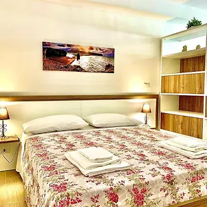  Apartment Loft S. Antonio Italy