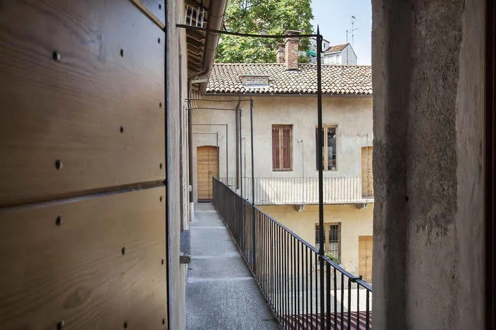 Albergue Un posto a Milano 0*,